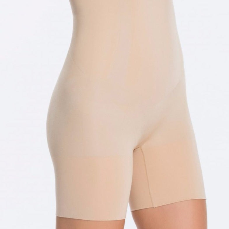 Spanx Oncore Hight Waist Mid-Thigh Short