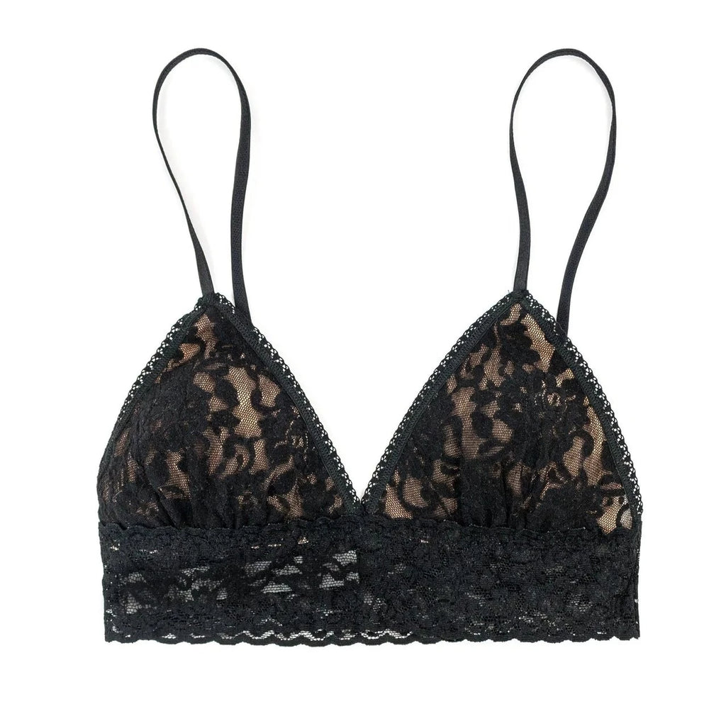 Black Signature padded triangle bralette in Hanky Panky Signature Lace • Lined in mocha stretch tulle • Offers light support • Removable pads • Fits AA to B cups best • Bralette has no back closure and slips on over the head. Bridal shower gift idea . Coordinate with 4810T2 Mrs. Thong . 4811 or 4911 Hanky Panky Signature Lace Thong 